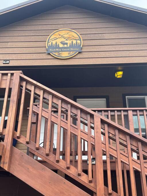 Parkway Yellowstone Guest House Room #2 Gardiner Ngoại thất bức ảnh