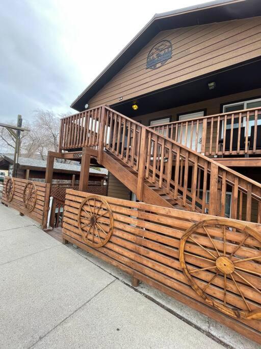 Parkway Yellowstone Guest House Room #2 Gardiner Ngoại thất bức ảnh