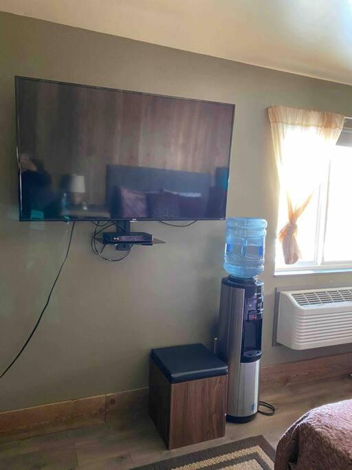 Parkway Yellowstone Guest House Room #2 Gardiner Ngoại thất bức ảnh