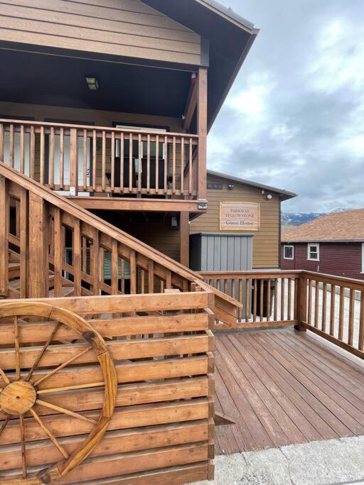 Parkway Yellowstone Guest House Room #2 Gardiner Ngoại thất bức ảnh