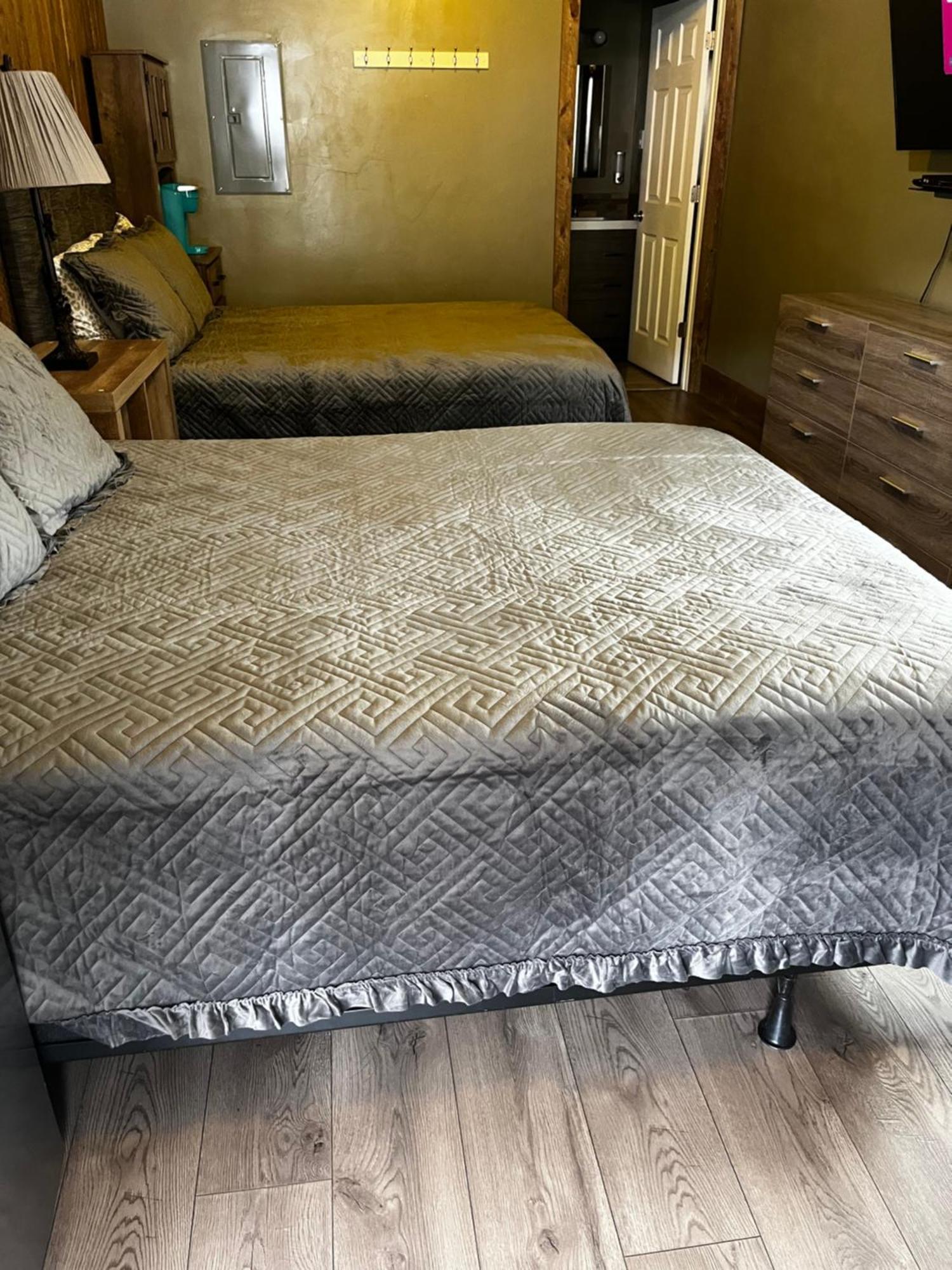 Parkway Yellowstone Guest House Room #2 Gardiner Ngoại thất bức ảnh